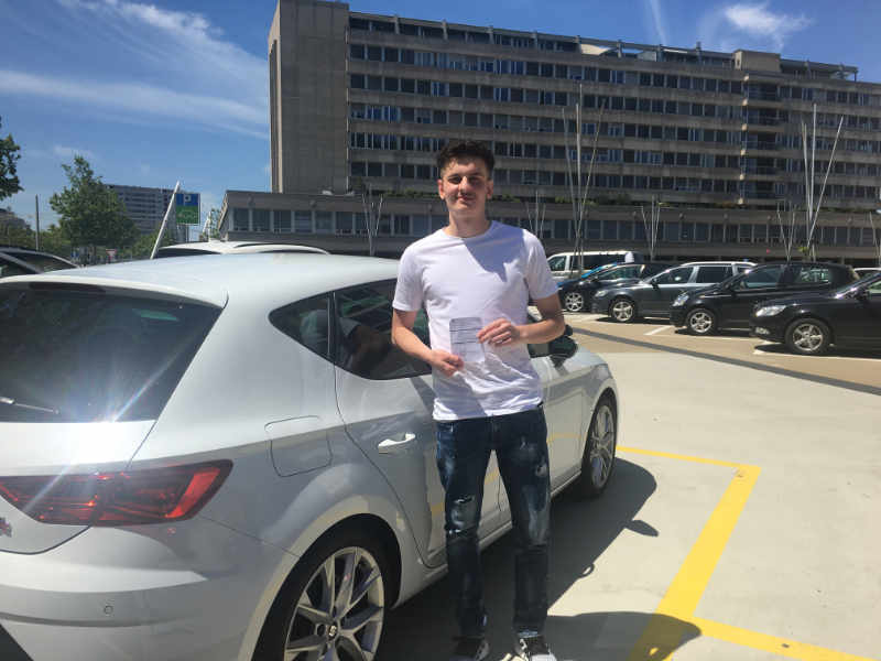 Mirza READY TO DRIVE